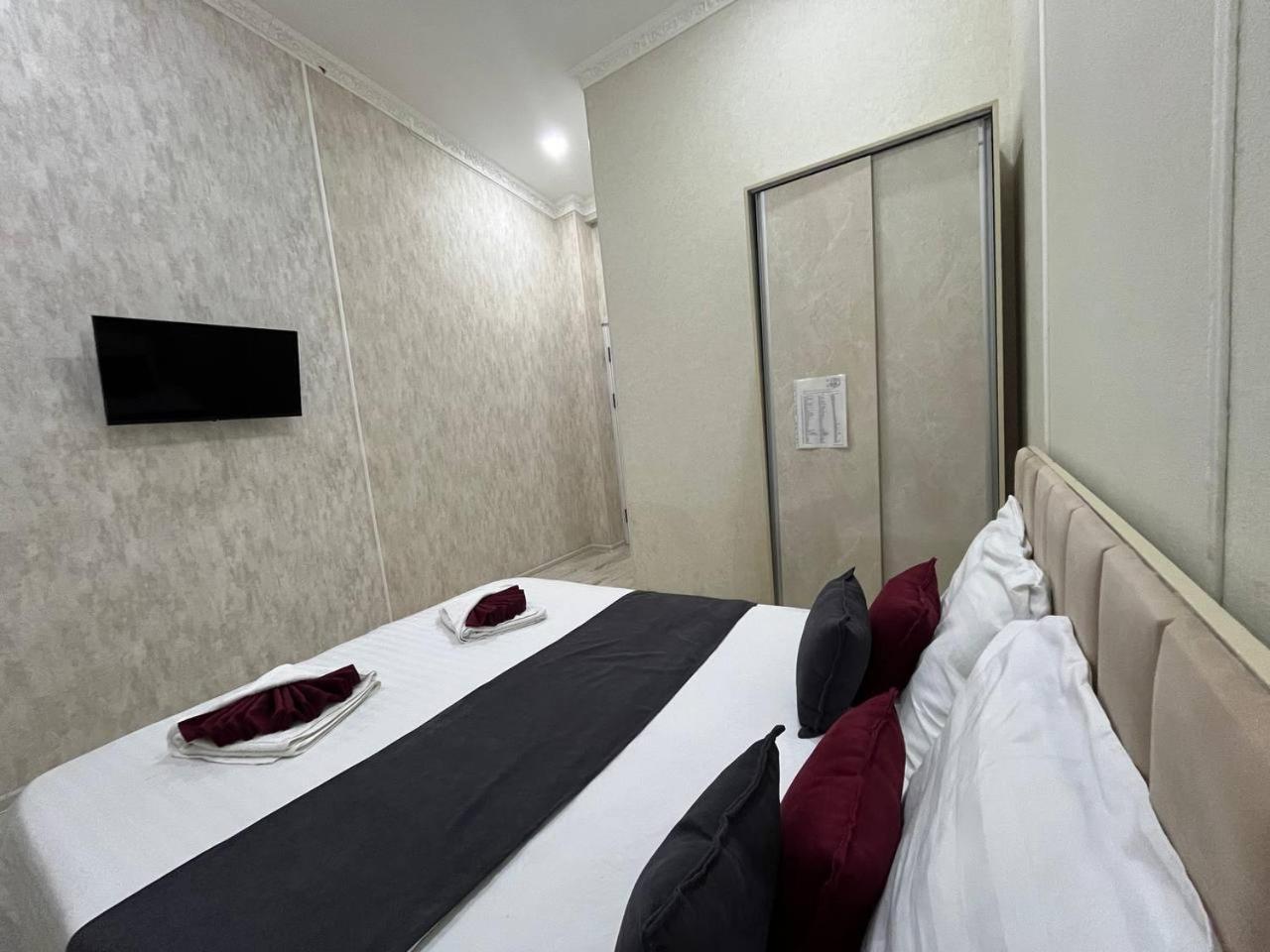Fenix Hotel Tashkent Exterior photo
