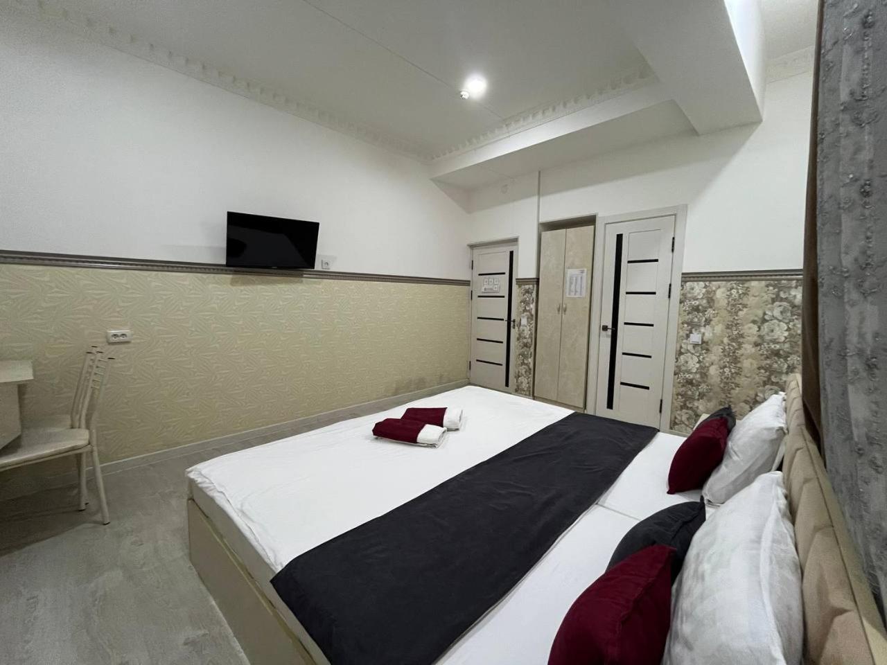 Fenix Hotel Tashkent Exterior photo